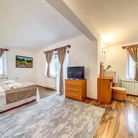 Hotel комплекс райковски ливади 3*