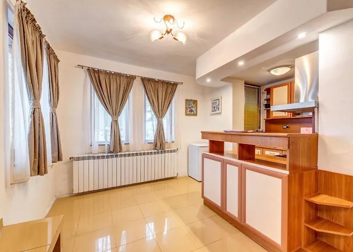 Hotel комплекс райковски ливади 3*